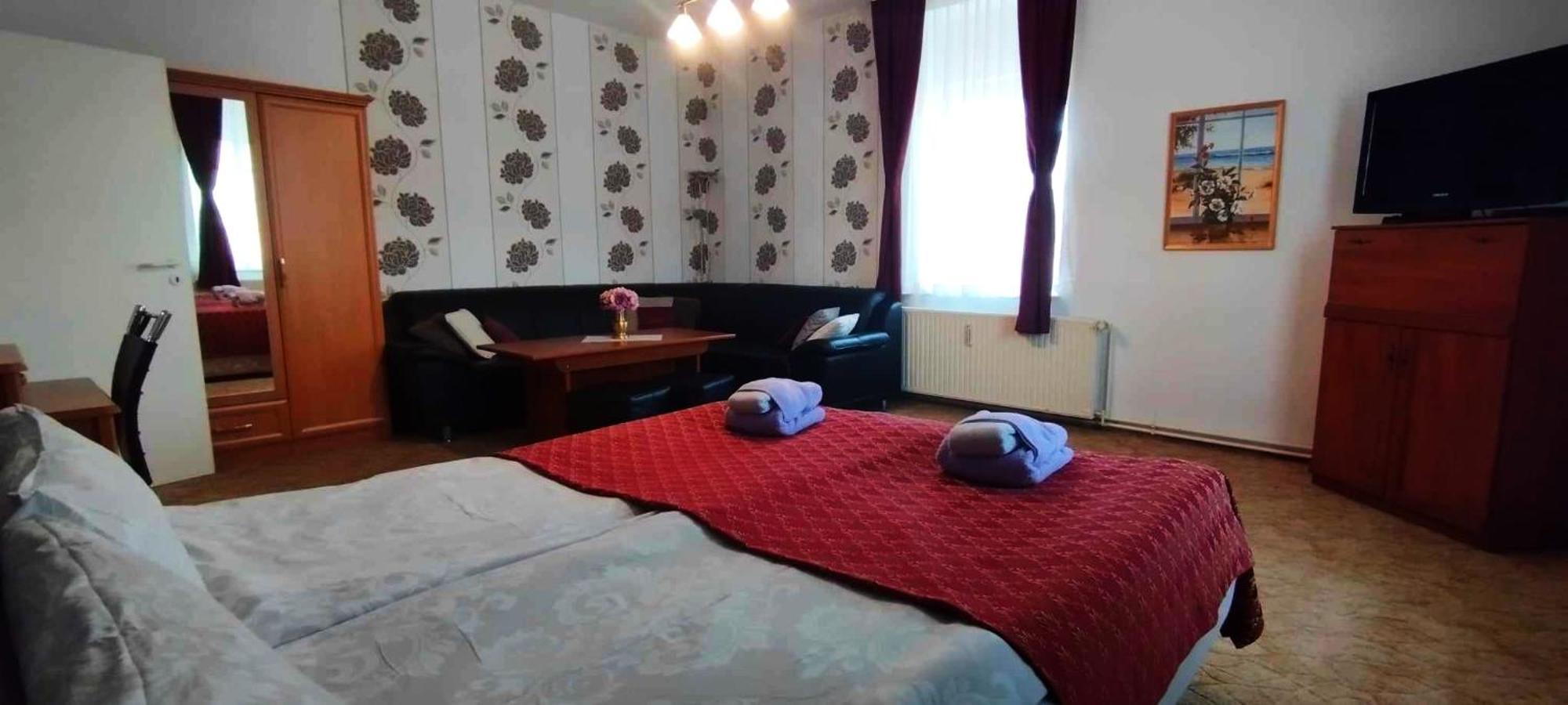 Grosse Wohnung Mit Terrasse Im Altstadtzentrum - Ferienwohnung Chiplakoff Blankenburg  Exteriör bild