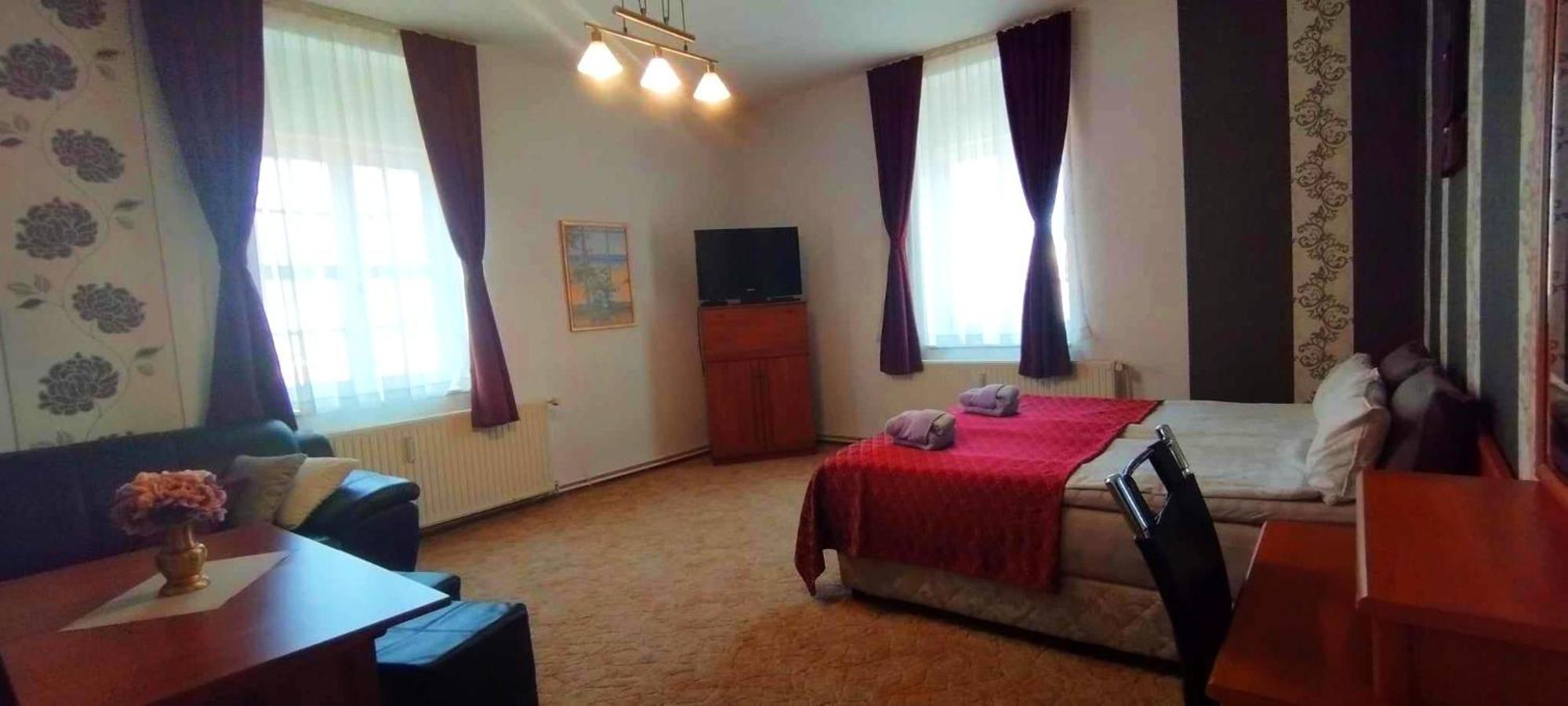 Grosse Wohnung Mit Terrasse Im Altstadtzentrum - Ferienwohnung Chiplakoff Blankenburg  Exteriör bild